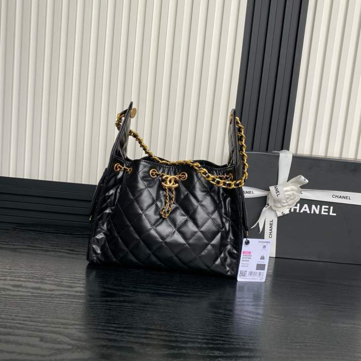 Picture of Chanel Handbags _SKUfw239860267fw
